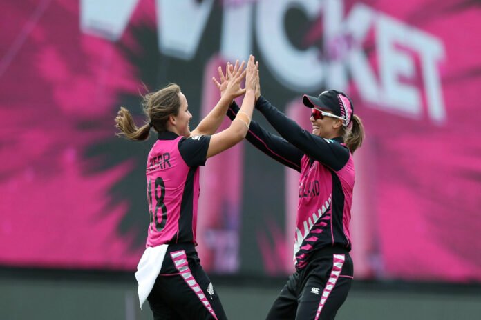 Amelia Kerr out of ODI series against India due to injury
