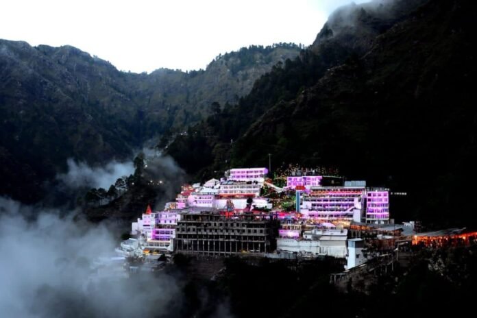 Navratri Special: Don't forget to visit these places during Vaishno Devi Yatra
