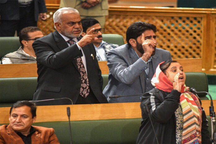Fighting in Jammu and Kashmir Assembly
